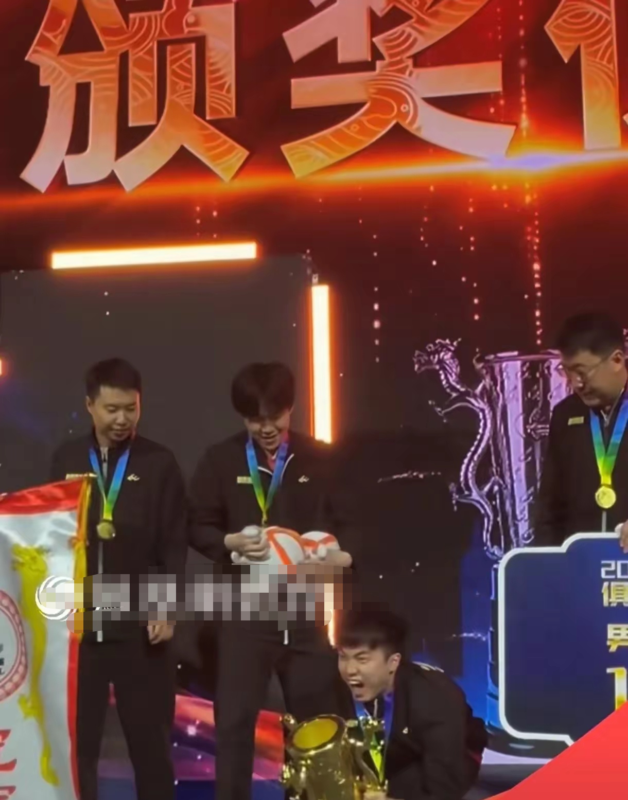 争夺奖牌，选手们释放出全部潜力的简单介绍